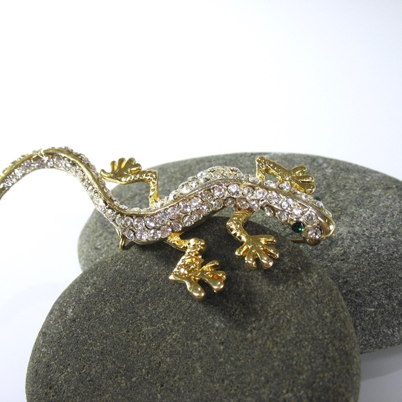 Pave Rhinestone Lizard Pin, Gecko, Gold Tone - Picture 3 of 6